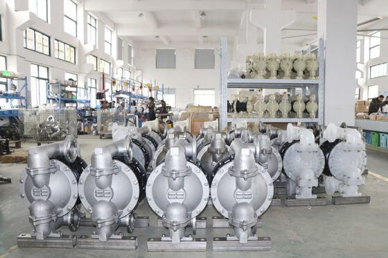 پمپ دیافراگم با هوا با جریان 340L/M و منبع انرژی پنوماتیک