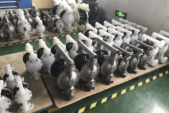 پمپ دیافراگم با هوا با جریان 340L/M و منبع انرژی پنوماتیک